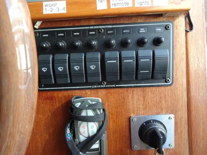 Sanity Yacht Photos Pics 