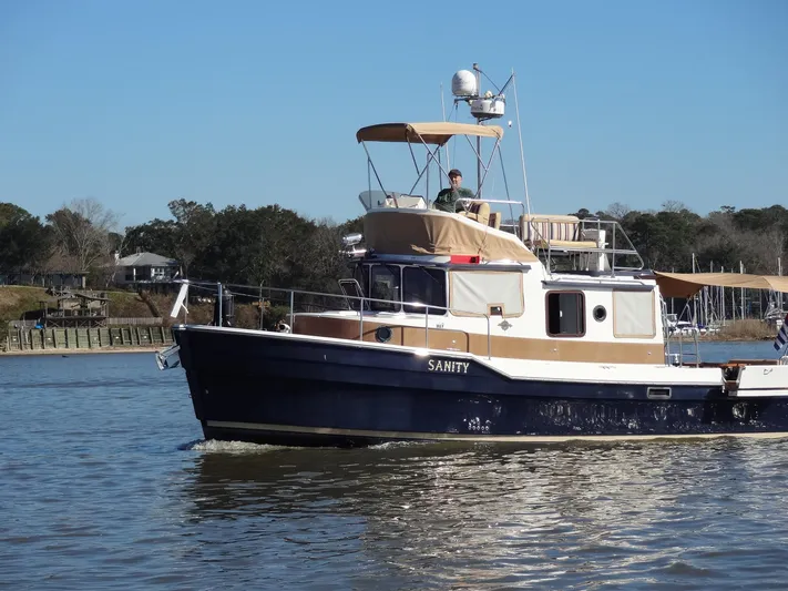 Sanity Yacht Photos Pics 