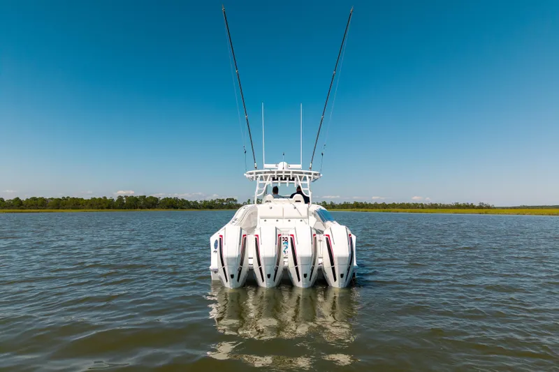 Pelagic Predator Yacht Photos Pics Onslow Bay TE Pelagic Predator- Engines