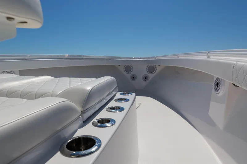 Pelagic Predator Yacht Photos Pics Onslow Bay TE Pelagic Predator- Bow