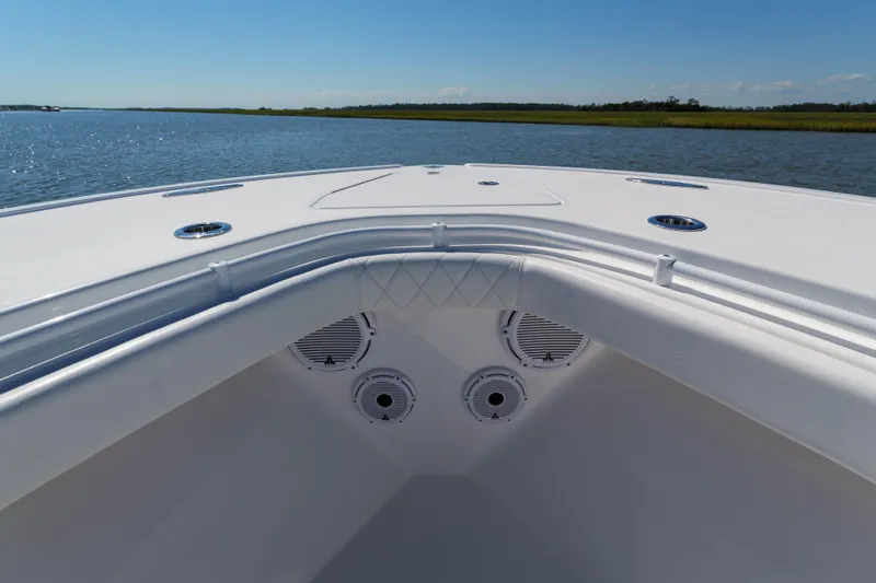 Pelagic Predator Yacht Photos Pics Onslow Bay TE Pelagic Predator- Bow