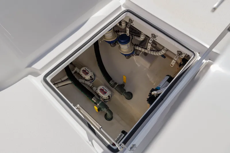 Pelagic Predator Yacht Photos Pics Onslow Bay TE Pelagic Predator- Storage