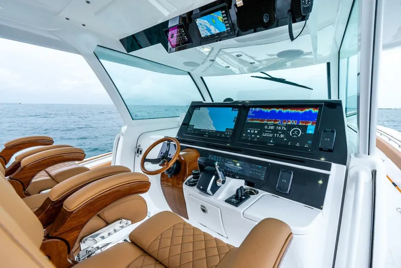 Dealer Demo Yacht Photos Pics 2025 Hcb 56 Suenos Gix - Image 18