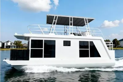 Houseboat Custom