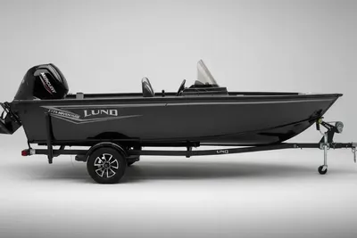 Lund 1775 Adventure SS