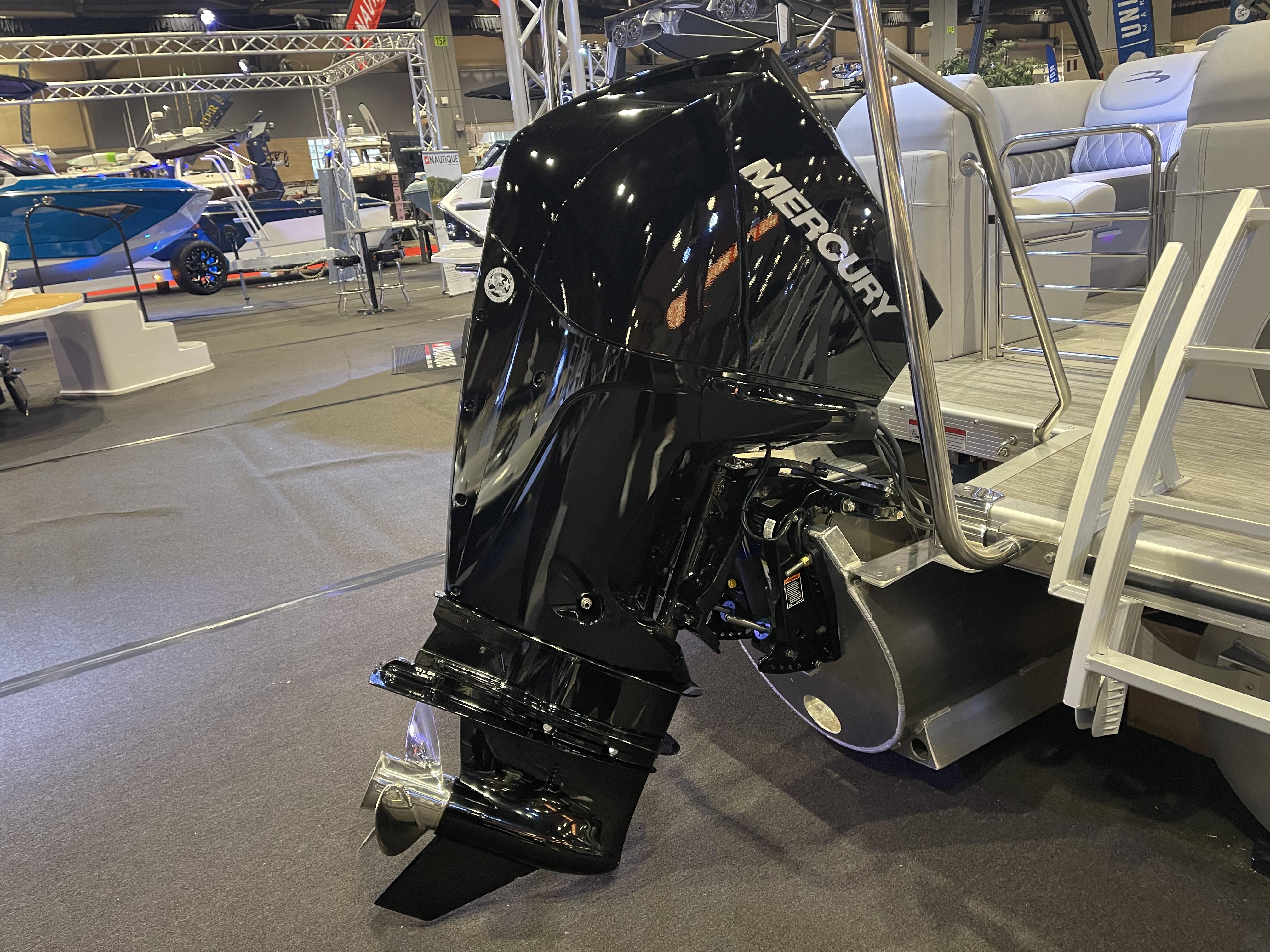 2022 Bennington LX Fastback Pontoboot Kaufen YachtWorld