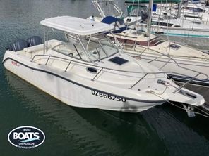 2002 Inconnu BOSTON WHALER 255 CONQUEST