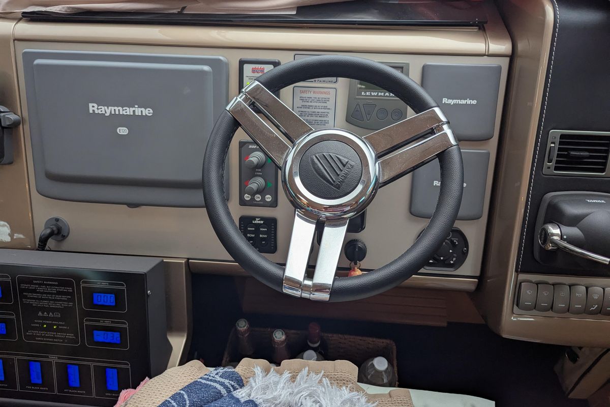 2009 Fairline 55 