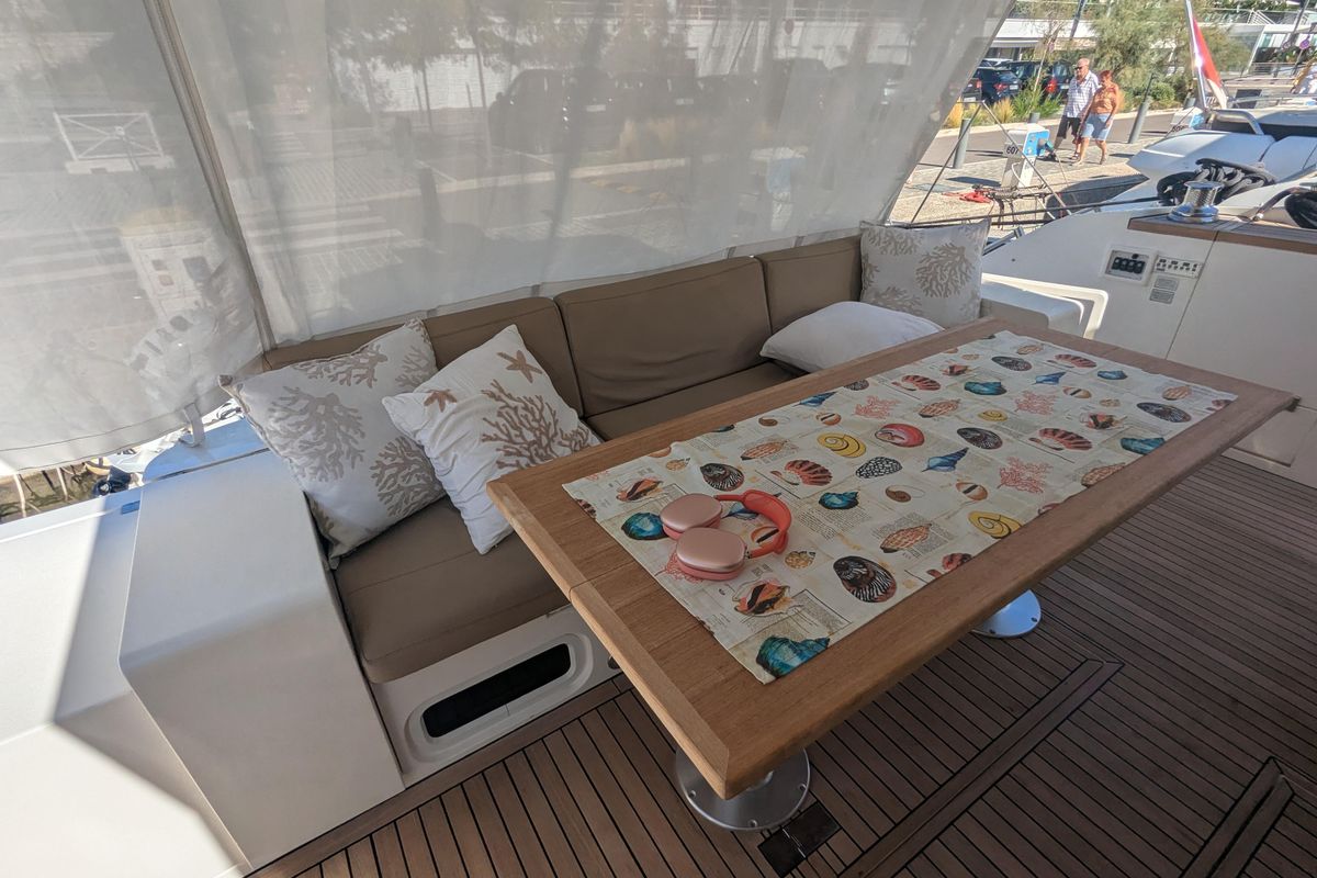 2009 Fairline 55 