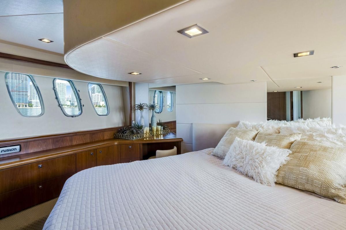 2011 Sunseeker 52 