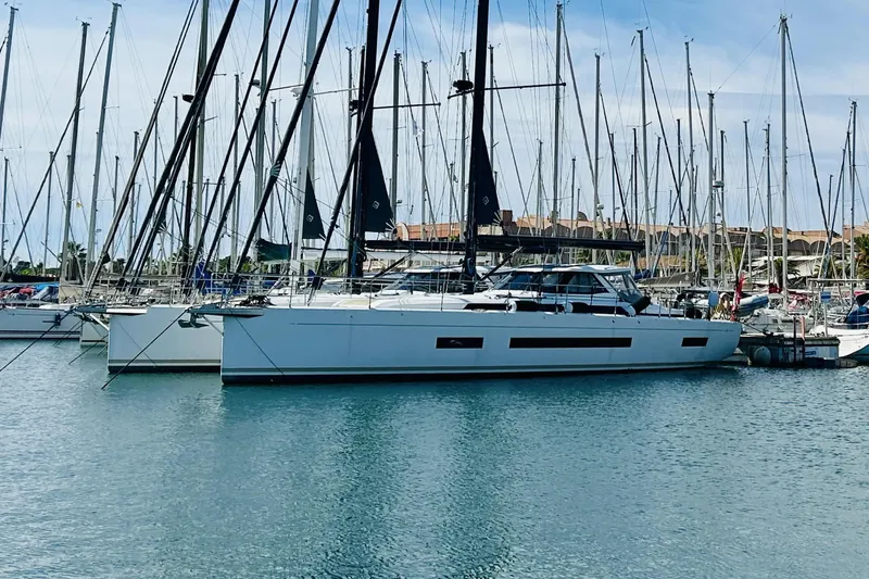  Yacht Photos Pics amel 60