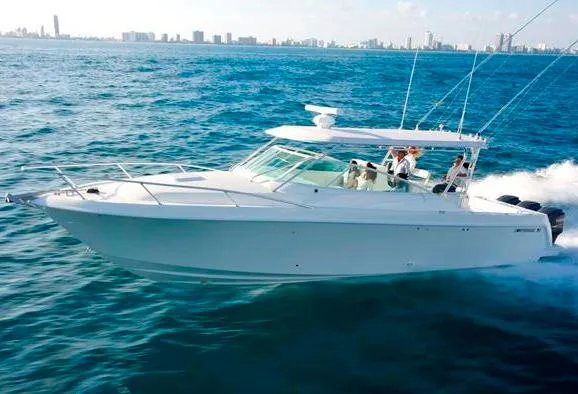  Yacht Photos Pics Manufacturer Provided Image