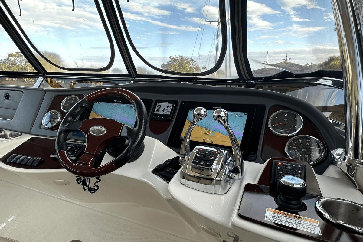 2015 Meridian 44 