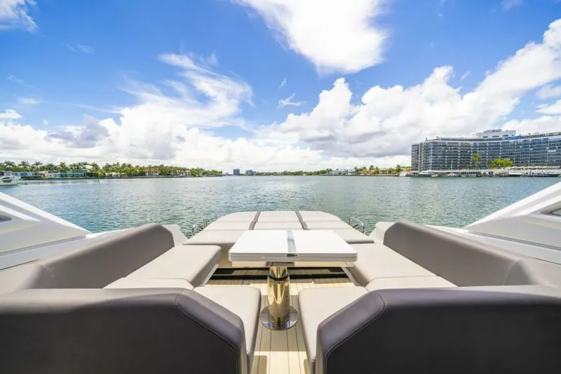  Yacht Photos Pics 2024 Sunseeker Superhawk 55 - Image 22