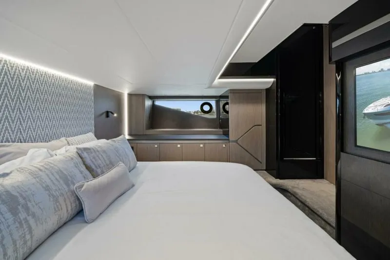  Yacht Photos Pics 2024 Sunseeker Superhawk 55 - Image 50