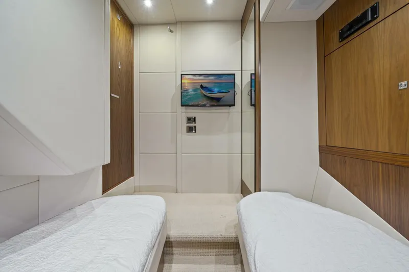  Yacht Photos Pics 2013 Sunseeker Manhattan 53 - Image 31