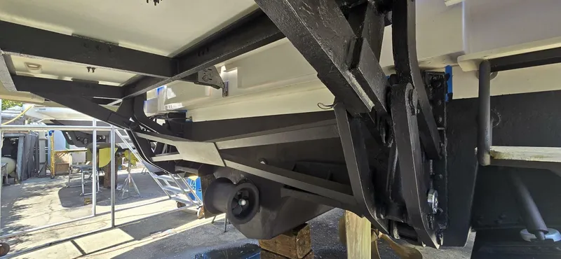  Yacht Photos Pics 2013 Sunseeker Manhattan 53 - Image 52