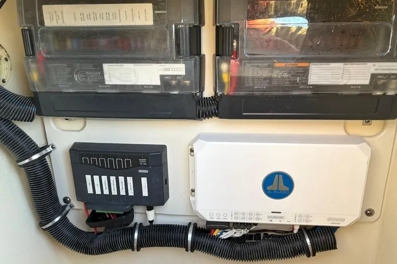  Yacht Photos Pics Electrical panel and JL Audio system in 2020 Chris-Craft Launch 28 boat.