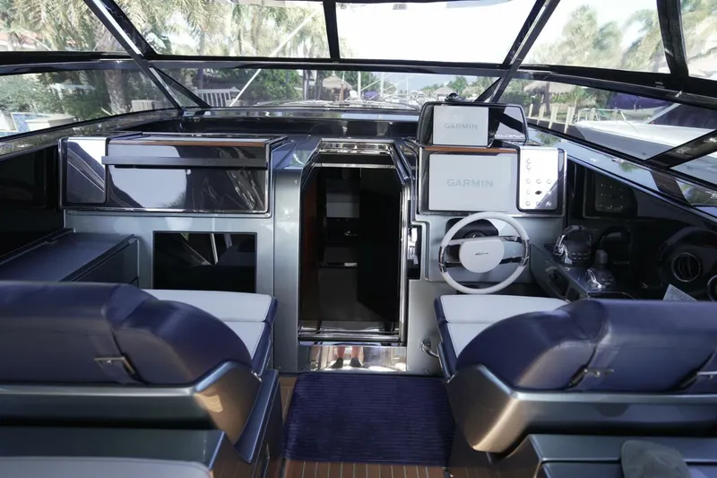 Epica Yacht Photos Pics 2021 Riva 48 Dolceriva - Image 8