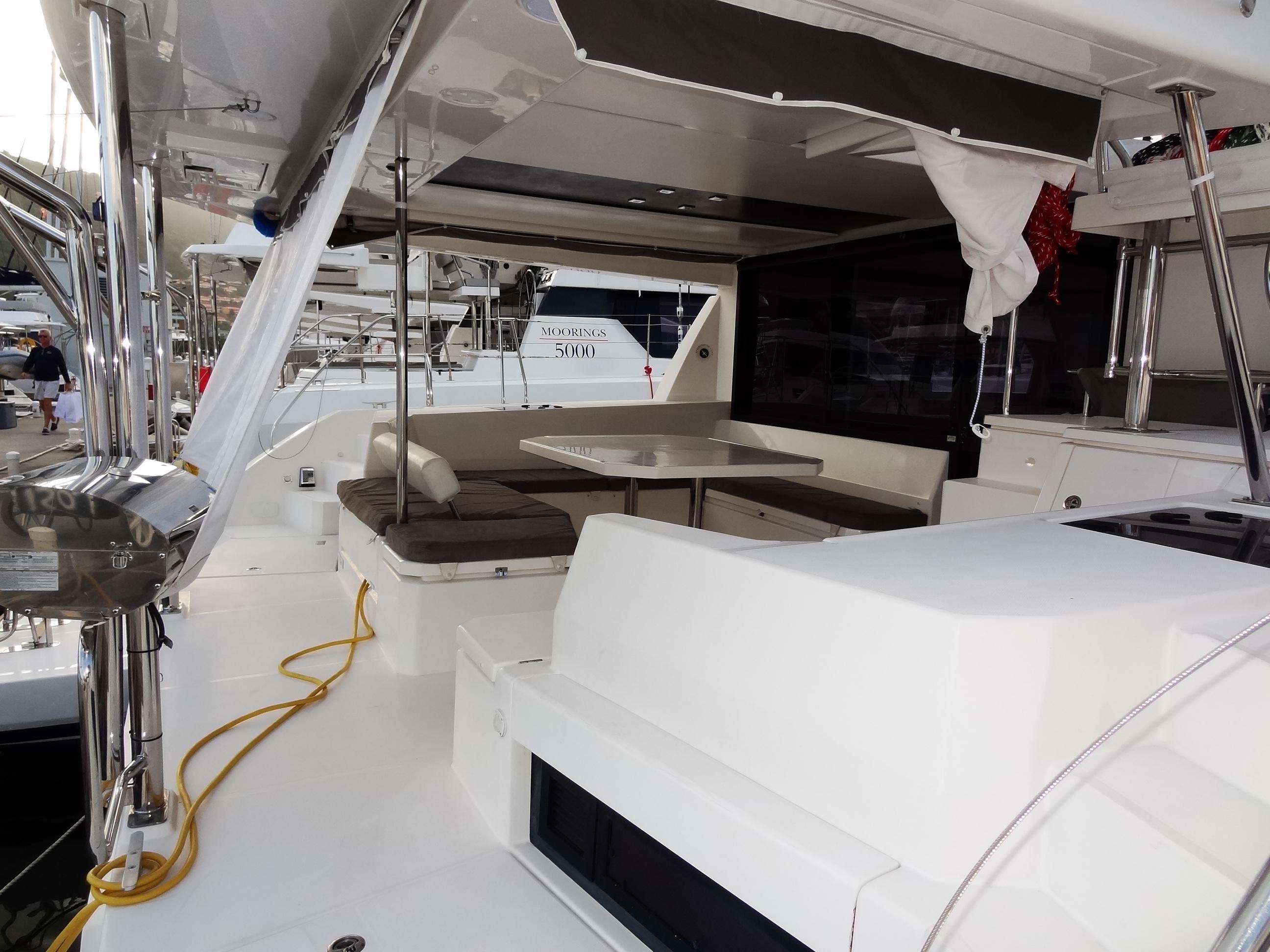 leopard 45 yacht price