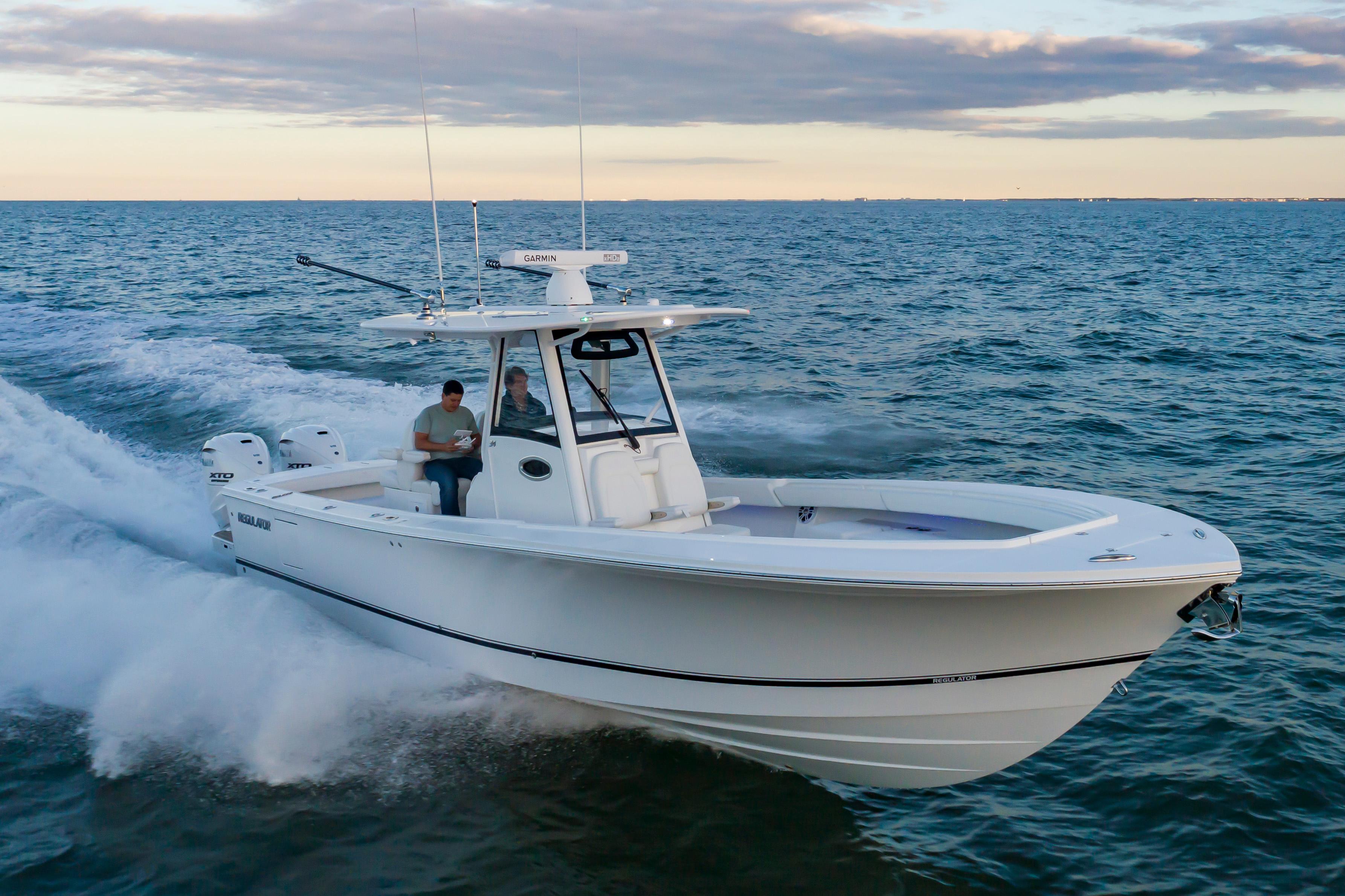 2024 Regulator Regulator 37 Center Console for sale - YachtWorld