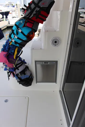 Passst Times Yacht Photos Pics Life jackets on a 2005 Sea Ray 420 Sedan Bridge yacht deck.