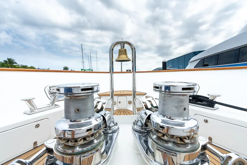 Driven Yacht Photos Pics Conrad 88 Driven - Bow