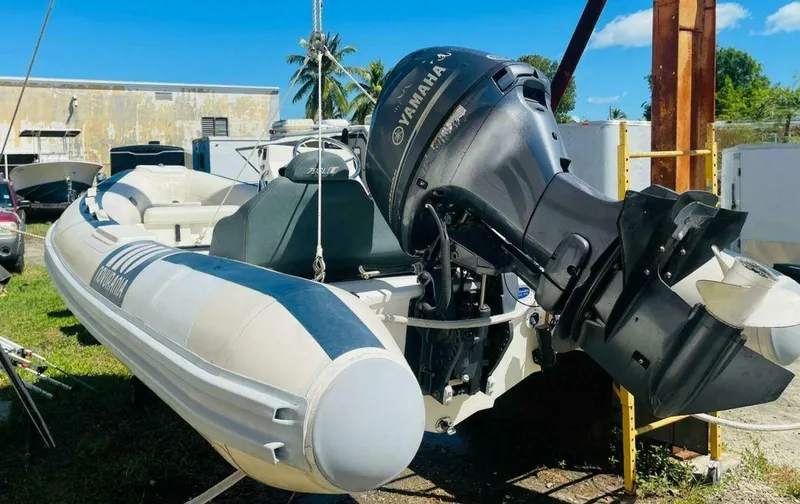 Martini Martini Yacht Photos Pics 