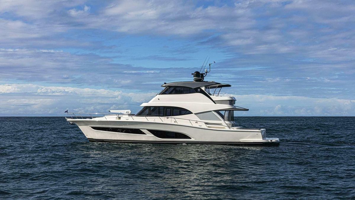 2023 Riviera 64 