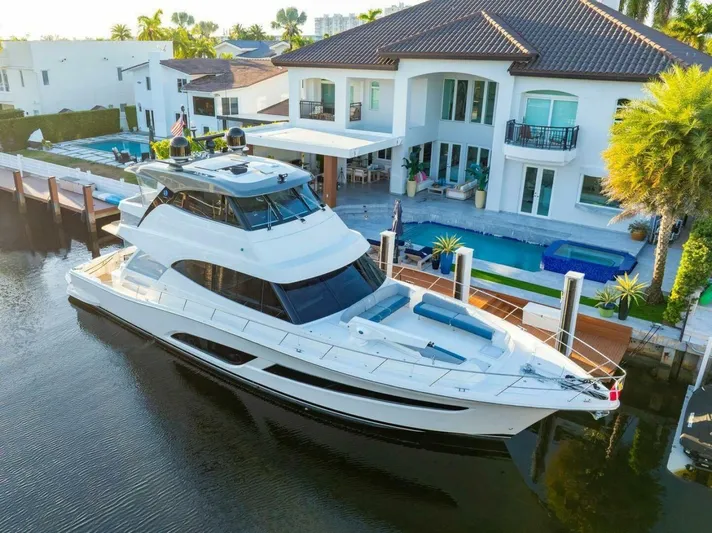  Yacht Photos Pics 2023 Riviera 64 Sports Motor Yacht - Image 4