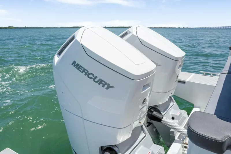  Yacht Photos Pics 2023 Galeon 375 Gto - Image 15