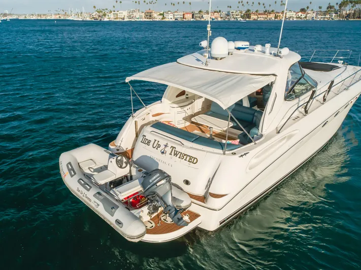 Tide Up & Twisted Yacht Photos Pics 