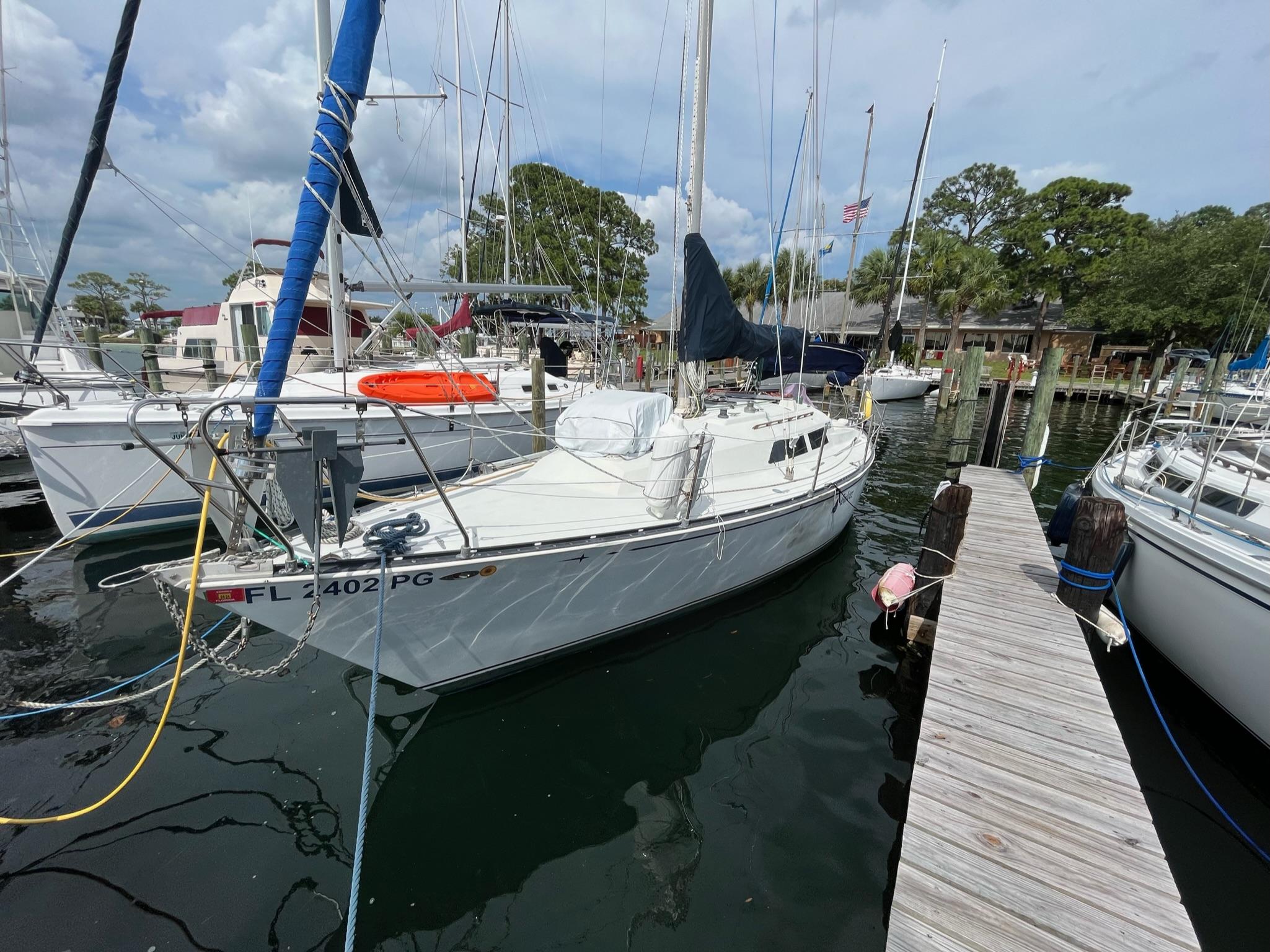 1981 C&C 32 Racer/Cruiser for sale - YachtWorld