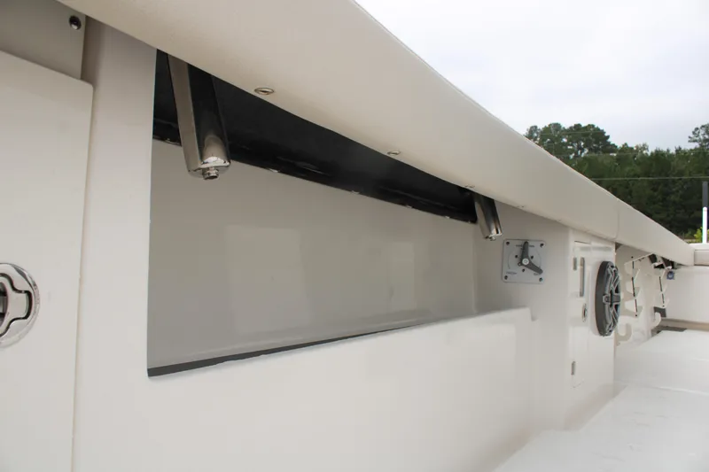 Solace 32 Cs Yacht Photos Pics 