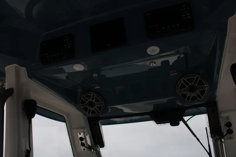 Solace 32 Cs Yacht Photos Pics 