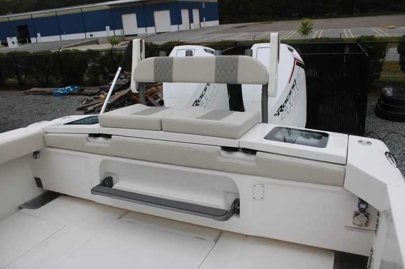 Solace 32 Cs Yacht Photos Pics 