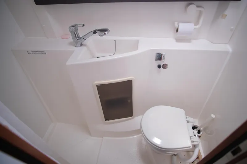 Northern Lynx Yacht Photos Pics Compact bathroom in 2011 Fountaine Pajot Salina 48 Evolution Maestro yacht.