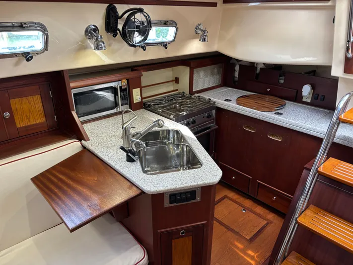 Fortunata Yacht Photos Pics 