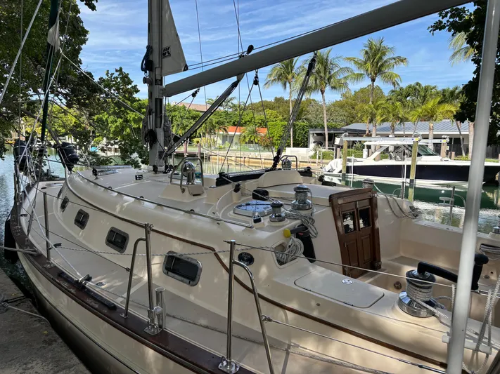 Fortunata Yacht Photos Pics 