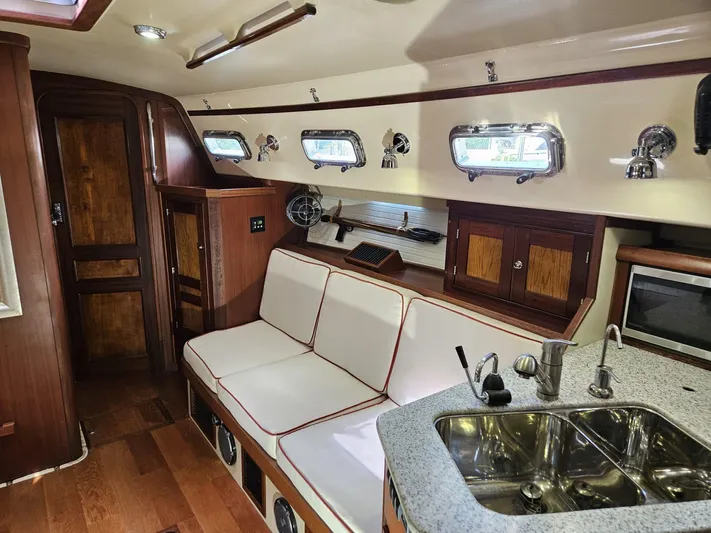 Fortunata Yacht Photos Pics 