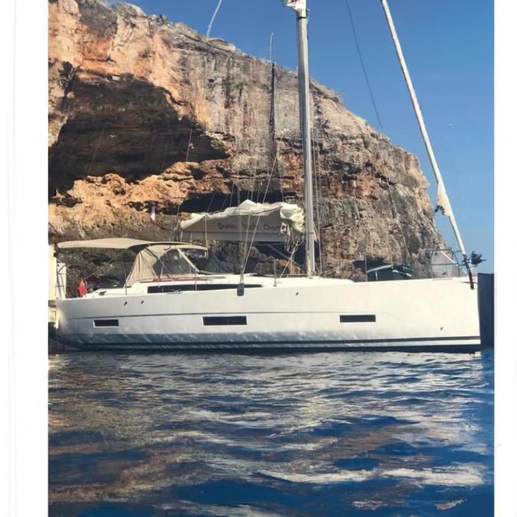 2018 Dufour 390 Grand Large