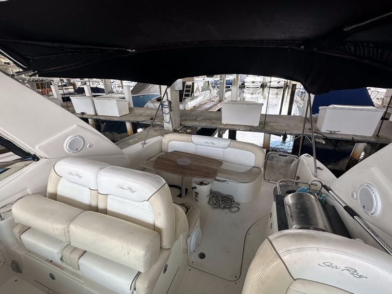 2012 Sea Ray 350 Sundancer