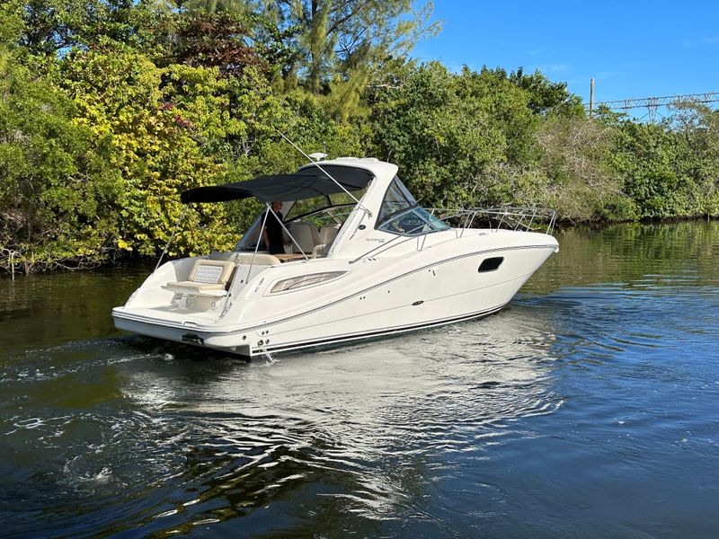 2012 Sea Ray 350 Sundancer