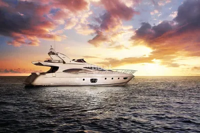 2007 Azimut 68E