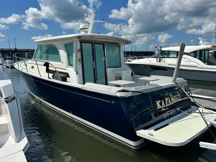Katahdin Yacht Photos Pics 