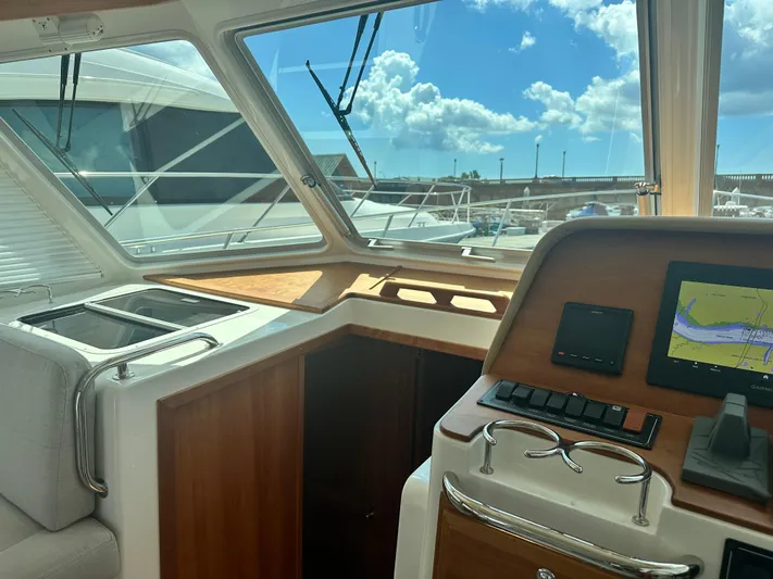 Katahdin Yacht Photos Pics 