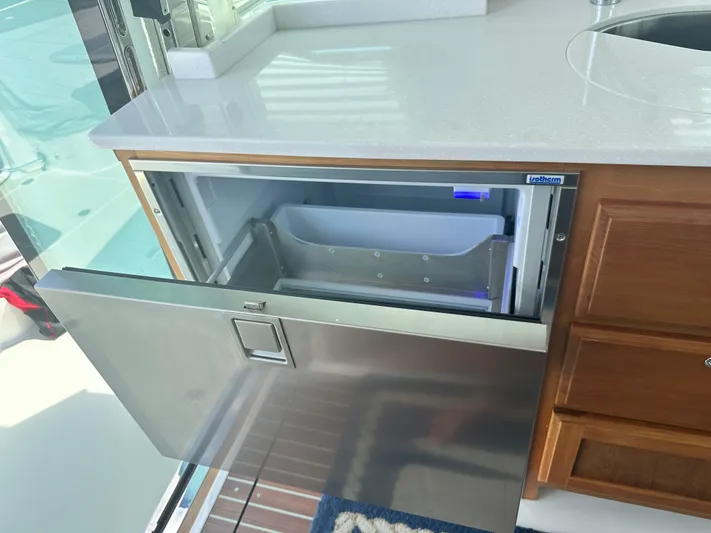 Katahdin Yacht Photos Pics 