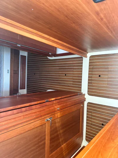 Katahdin Yacht Photos Pics 