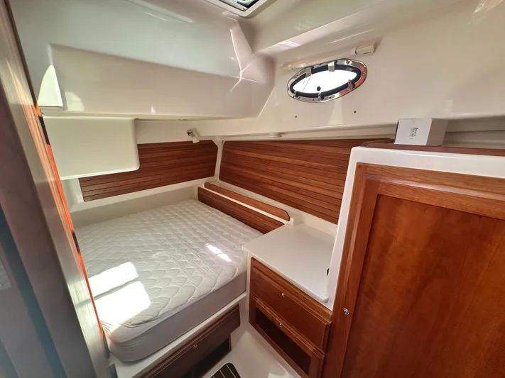 Katahdin Yacht Photos Pics 