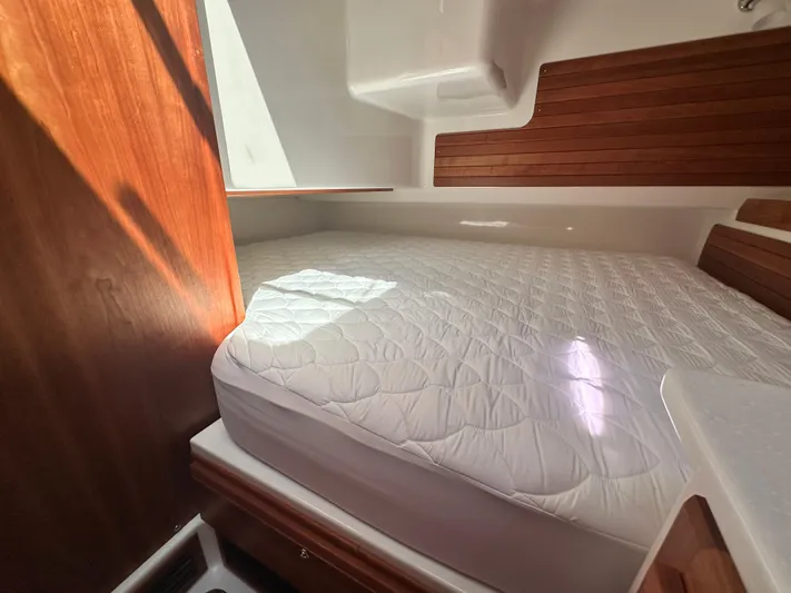 Katahdin Yacht Photos Pics 